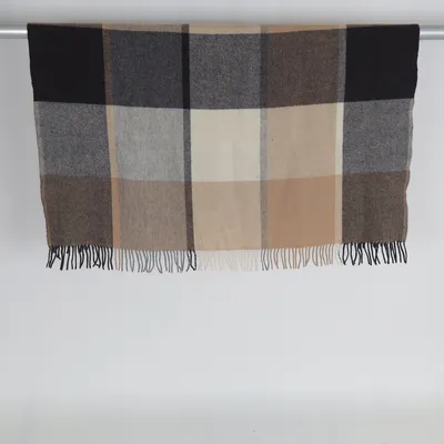 Halsduk (Beige, Grå, Svart) från Klippan