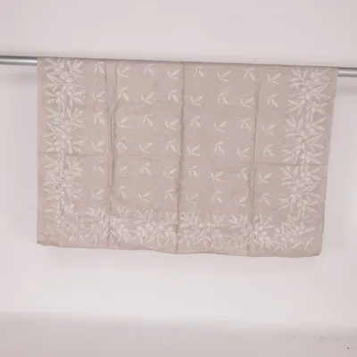 Bordsduk (Beige, Vit) från Almedahls Linne