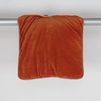 Sierkussen (Oranje)