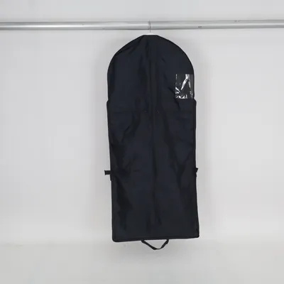 Garment bag (Black) from Suitsupply