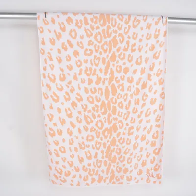 Badlakan (Towel Leopard, Coral) från Wilma & Louise Bomull