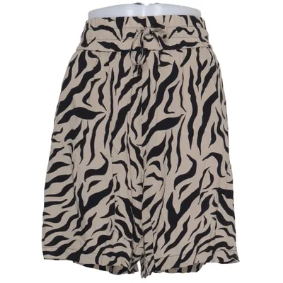 Shorts (Beige, Sort) fra ONLY Carmakoma Viscose