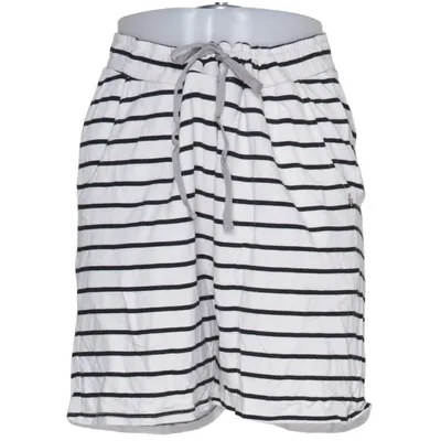 Short de pyjama (Blanc, Noir) de Adore