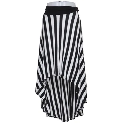 Kjol (Svart, Vit) från Wet Seal