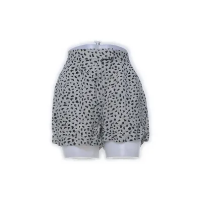 Shorts (Beige, Sort) fra Edited Linned, Viscose