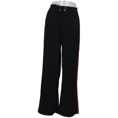 Sporthose (Schwarz, Rot) von B.Young Recyceltes Polyester