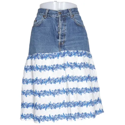 Denim skirt (Blue, White) from Madoc