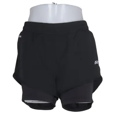 Short de sport (Noir) de Karhu Élasthane, Polyester