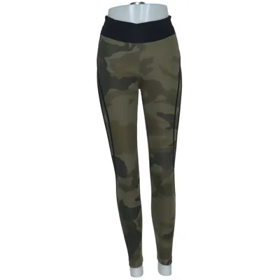 Sportleggings (Grün, Schwarz) von Better Bodies Elasthan, Polyester