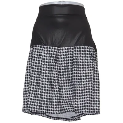 Jupe (Noir, Blanc) de Rainbow Élasthane, Polyester
