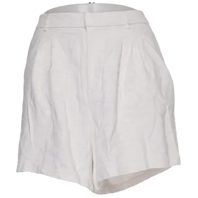 Korte broek (Beige) van Stradivarius