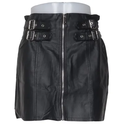 Kjol (Biker Mini Skirt) från NLY Trend Polyuretan, Viskos