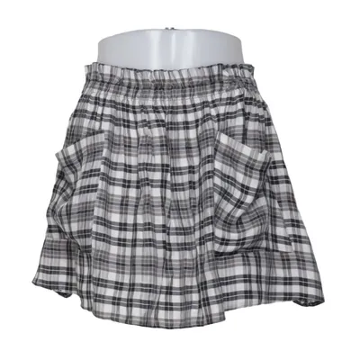Beach skirt (Black, White, Gray) from Cooperative Polyester, Viscose
