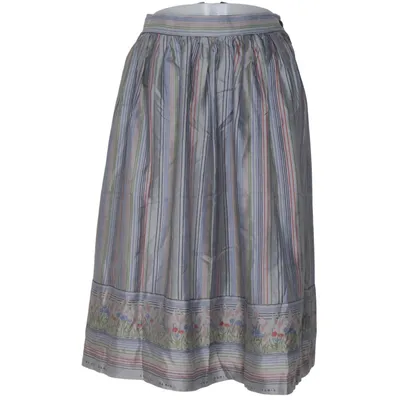 Skirt (Deze bijzondere oorspronkelijk Givenchy rok valt tussen de EUR maten 36-38) from Givenchy Silk