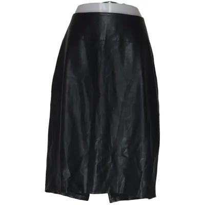 Skirt (Black) from Paprika Polyurethane