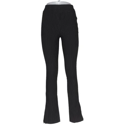 Hose (Schwarz) von NA-KD Elasthan, Viskose