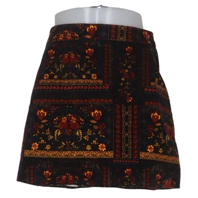 Nederdel (Sort, Rød, Gul) fra H&M Coachella