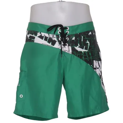Shorts de bain (Vert, Noir, Blanc) de Nikita