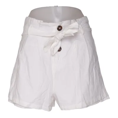 Korte broek (High Waist Belted Shorts) van Céline & Talisa x NA-KD Katoen, Polyester