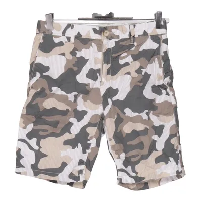 Shorts (Green, Beige, White) from Bowery Cotton