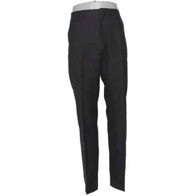 Pantalon de costume (Gris) de Riley Black Laine