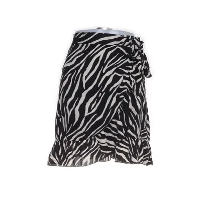Skirt (White, Black) from In April 1986 Polyester, Viscose