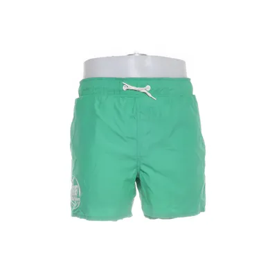 Sports shorts (Green) from Outfitters Nation