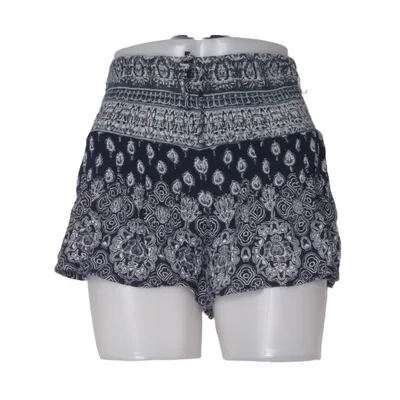 Short de pyjama (Bleu) de Patrons of Peace Viscose
