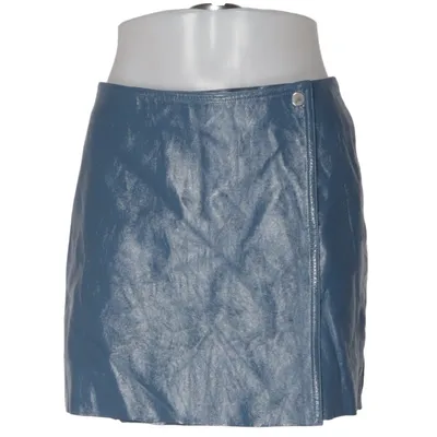 Kjol (Yoko Skirt) från Weekday Polyester, Polyuretan