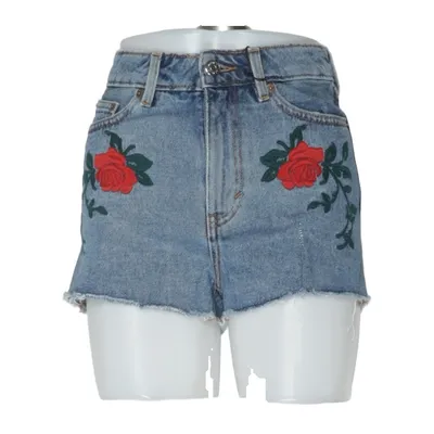 Denim shorts (Blauw, Rood, Groen) van Monki Katoen