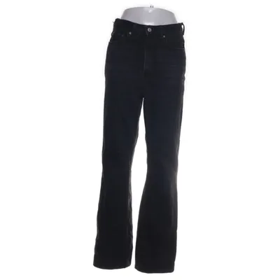 Jeans (Rowe Extra High Straight Jeans) fra Weekday Bomuld
