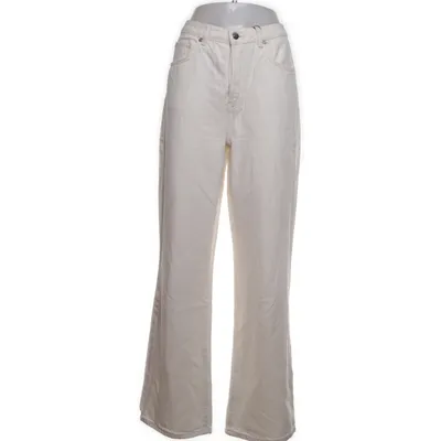 Jeans (JP REGULAR WIDE ECRU) från Never Denim by Bik Bok Bomull, Lyocell