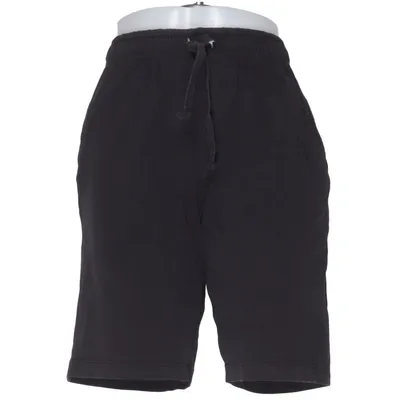 Sweat shorts (Black) from Iuvas