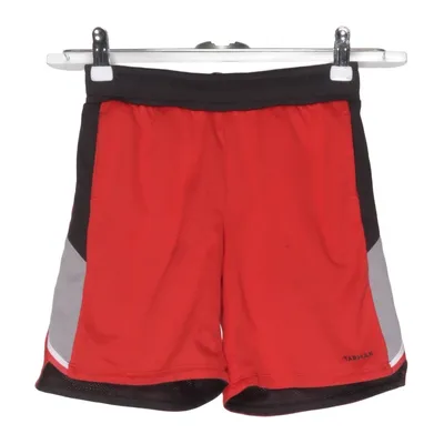Short de basketball (Rouge, Noir, Gris) de Tarmak