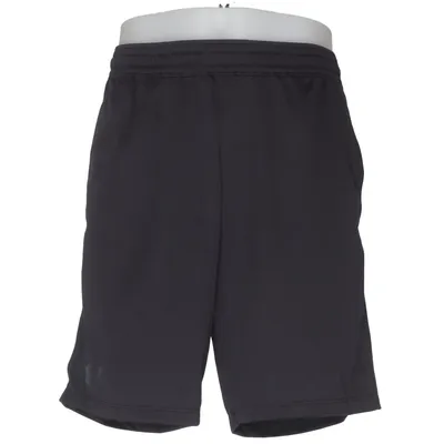 Sports shorts (Black) from Under Armour Polyester