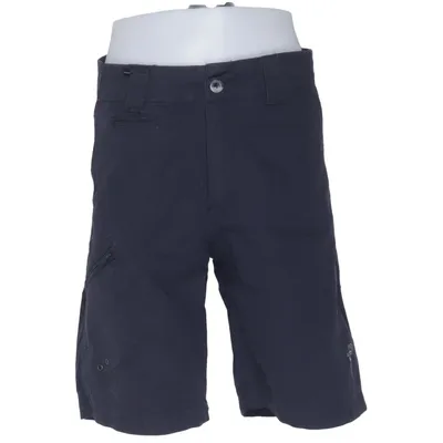 Outdoor shorts (Challenger 77) van Pelle P Katoen
