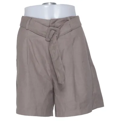 Short (Beige) de Golden Live Polyester, Viscose