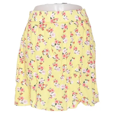 Jupe (Jaune, Multicolore, Blanc, Rouge, Vert, Marron, Rose, Beige, Bleu, Violet, Gris, Orange, Argent, Or rose, Turquoise, Or, Vert pétrole, Noir) de Pieces Viscose