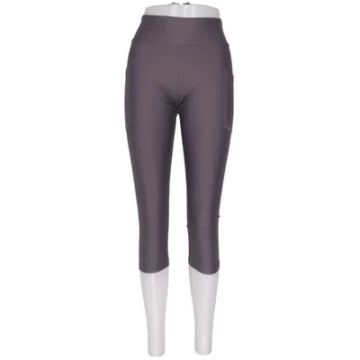 Träningstights (3/4 yoga leggings; Warm Grey; Lommer i siderne) från Maya Freya Elastan, Polyester