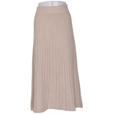 Långkjol (Beige) från Pernilla Wahlgren Design Akryl, Elastan, Polyamid, Återvunnen polyester, Ull