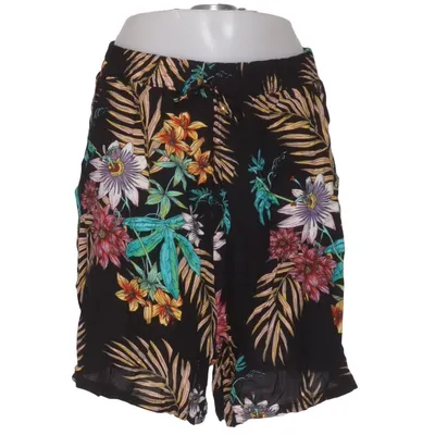 Shorts (Black, Multicolored) from Gran Suete Moda Viscose