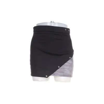 Skirt (Black, Gray) from Solado