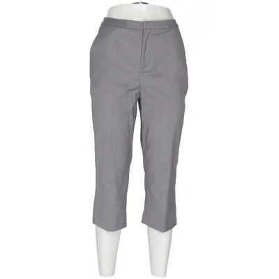 Three-quarter pants (Gray) from Bella x About You Elastane, Polyester, Viscose