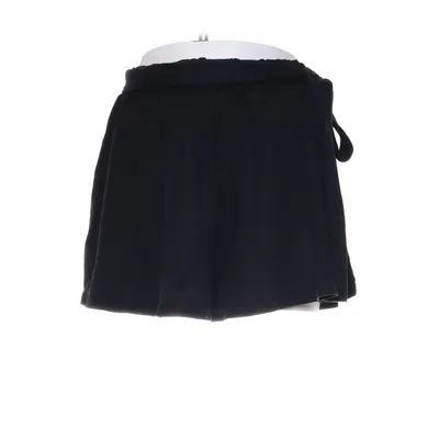 Hängselshorts (Svart) från Bershka