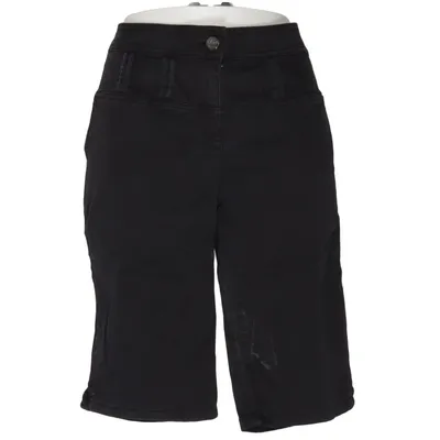 Shorts (Black) from Blind Date