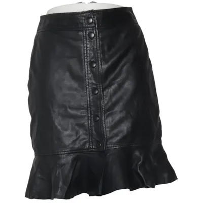 Rok (Abby) van Ibana Leer, Polyester