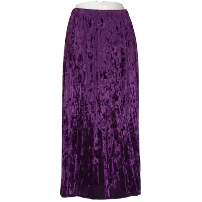 Kjol (Prachtige nieuwe fluwelen diep paarse rok. Kijk ook eens bij mijn andere artikelen heb namelijk heel veel ingeleverd. ) Polyester