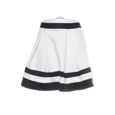 Nederdel (Hvid, Sort) fra Ariana Lipsy Elastan, Polyester