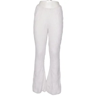 Pantalon (Blanc) de Carli Bybel x Missguided