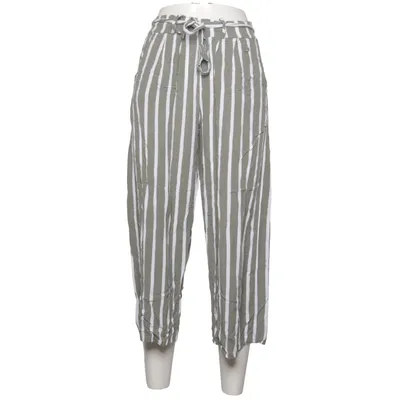 Three-quarter pants (Green, White) from Peppermint Viscose